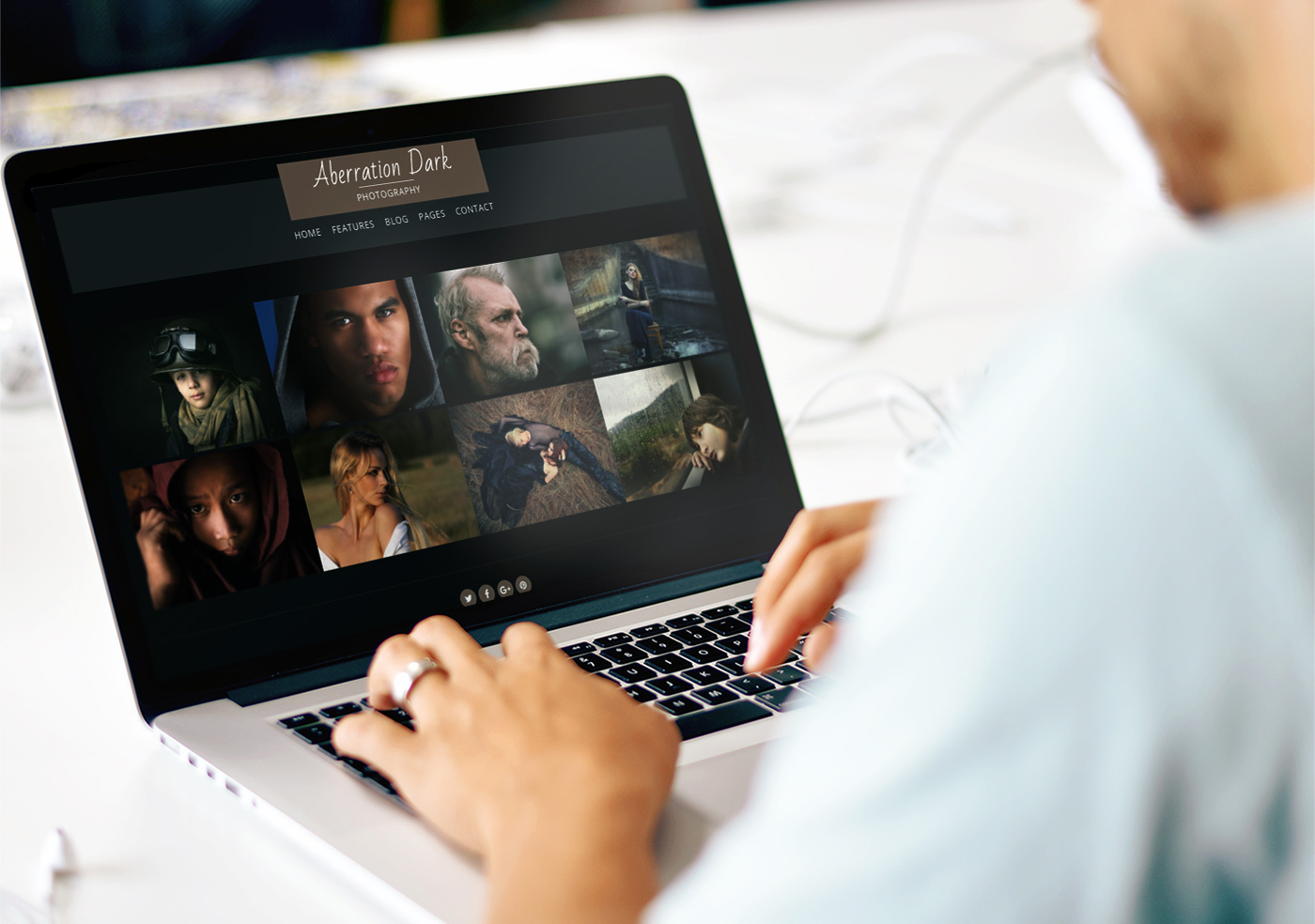 Aberration - A theme for creatives and photographers